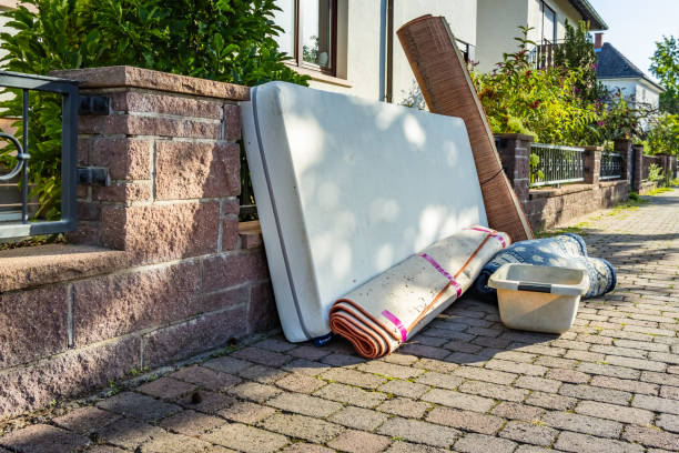 Best Attic Cleanout  in Fairview, OK